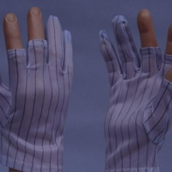 Anti-static gloves with broken fingers (true conductive wire)